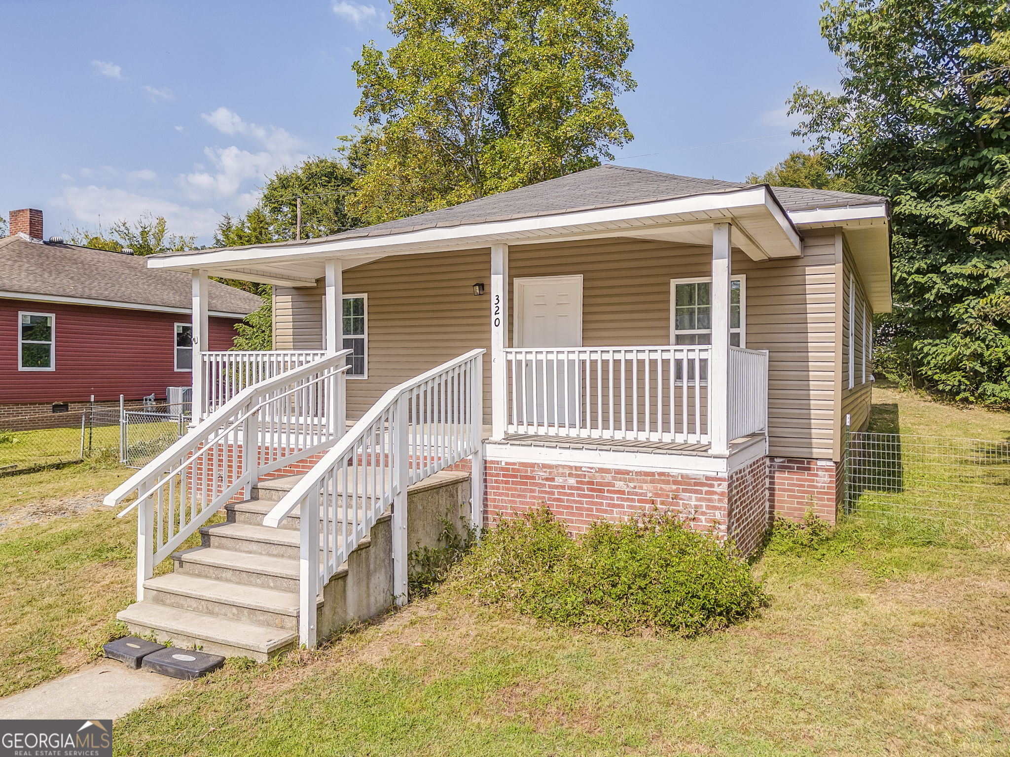 320 West 3rd Street Rome, GA 30165 - Photo 3 of 47