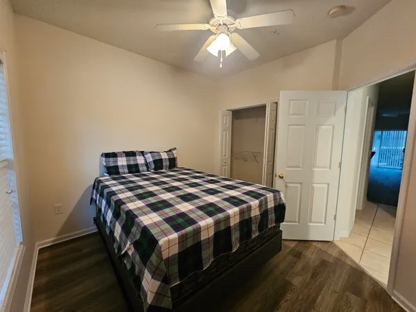 $1,575 | 5840 Longwood Drive, Unit 102, Murrells Inlet, SC 29576