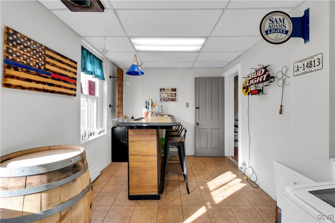 423 1st Avenue Bethlehem, PA 18018 - Photo 18 of 37 Laundry / Mud Room