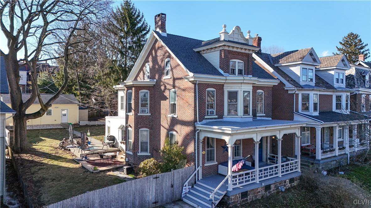 423 1st Avenue Bethlehem, PA 18018 - Photo 2 of 37 Historic Bethlehem Stunner