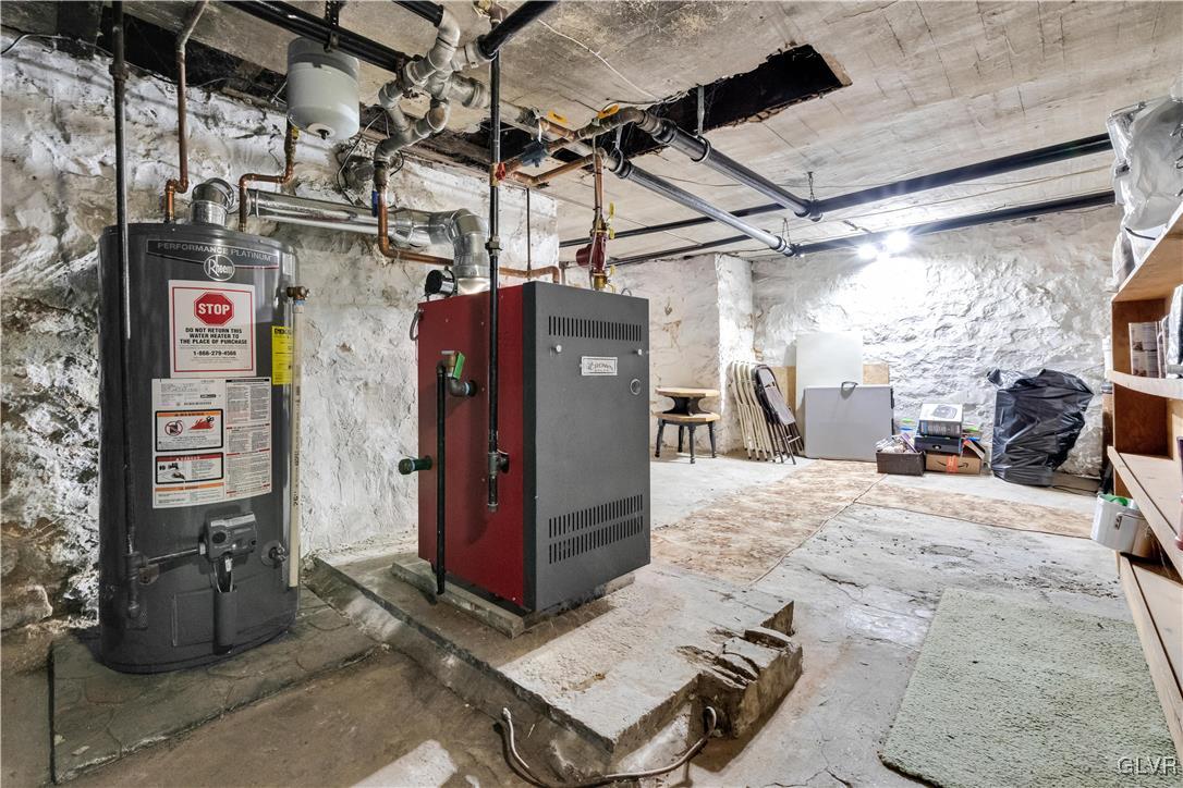 423 1st Avenue Bethlehem, PA 18018 - Photo 31 of 37 Gas Furnace / Gas Water Heater