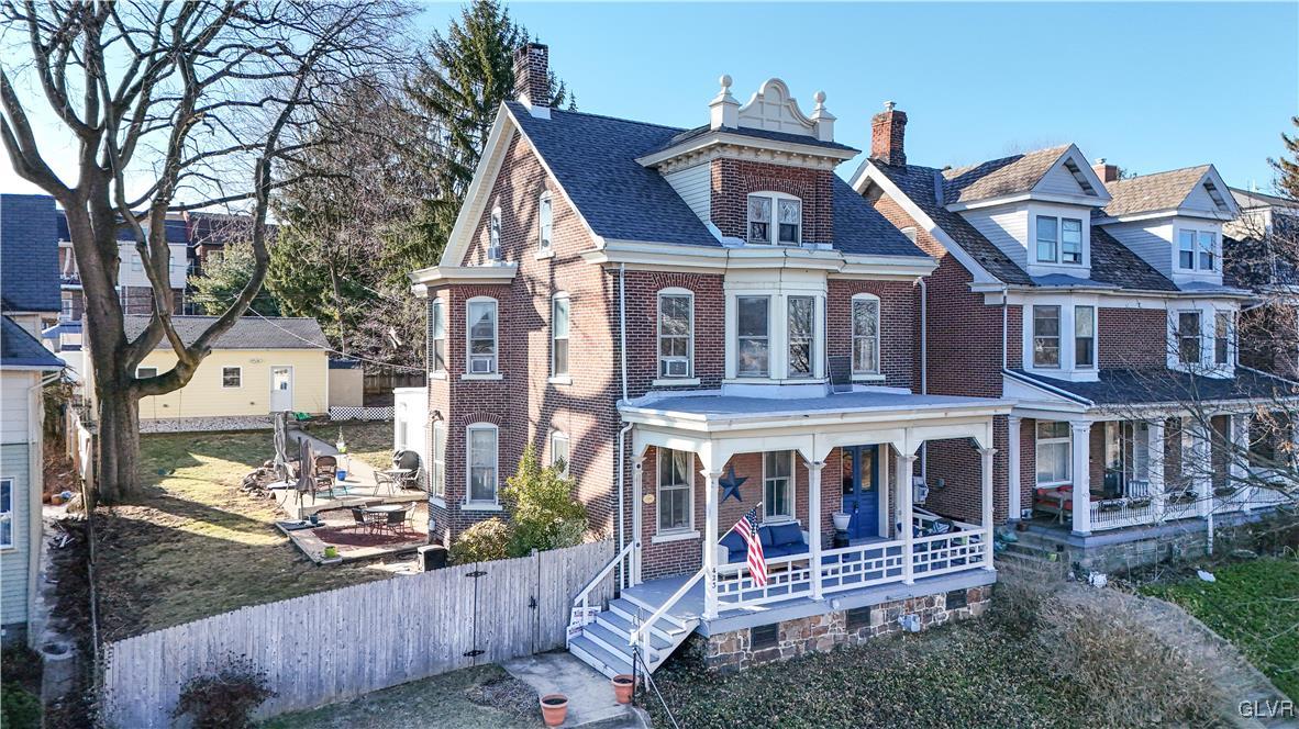 423 1st Avenue Bethlehem, PA 18018 - Photo 4 of 37 Gorgeous Historic Bethlehem Home