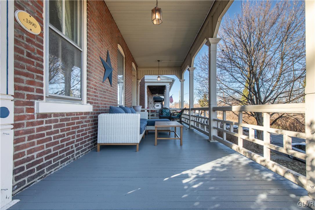 423 1st Avenue Bethlehem, PA 18018 - Photo 5 of 37 Covered Porch