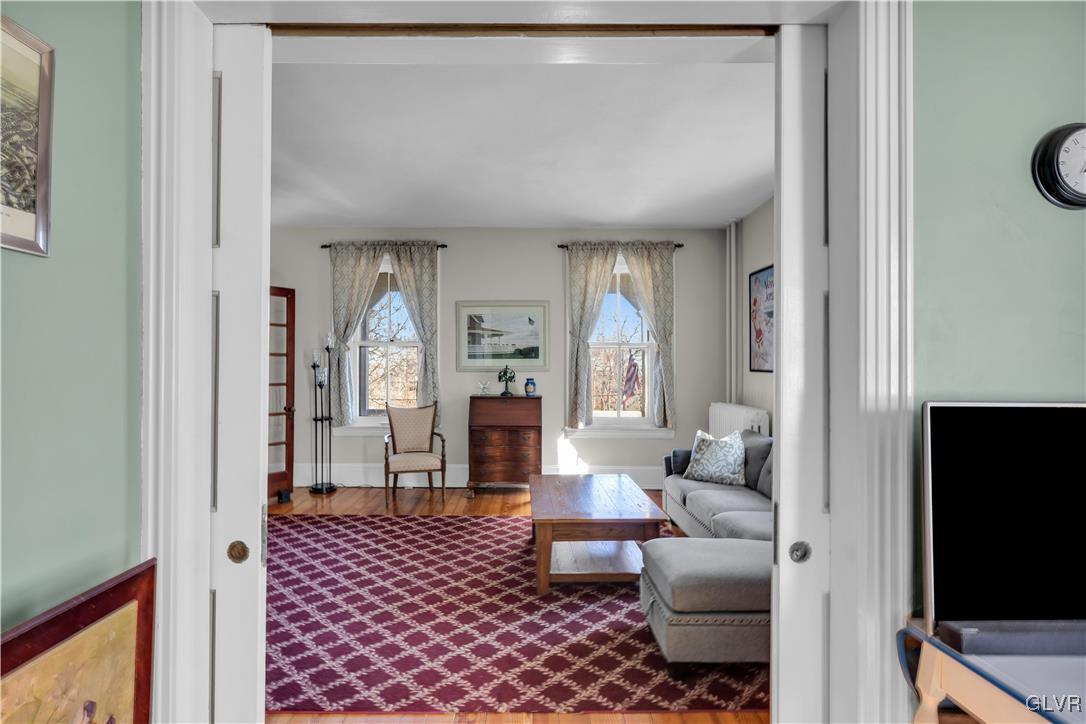 423 1st Avenue Bethlehem, PA 18018 - Photo 8 of 37 Pocket Doors