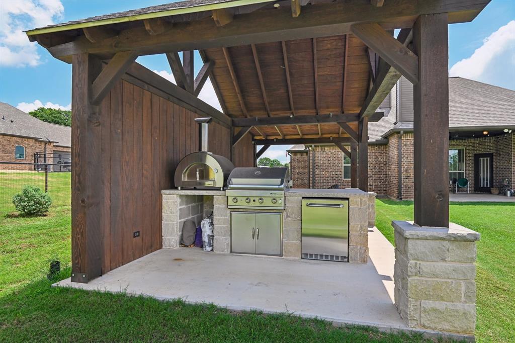 120 Wayward Wind Lane Springtown, TX 76082 - Photo 31 of 38