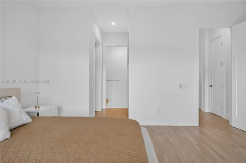 $1,630,080 | 5999 Brookfield Circle East, Hollywood, FL 33312