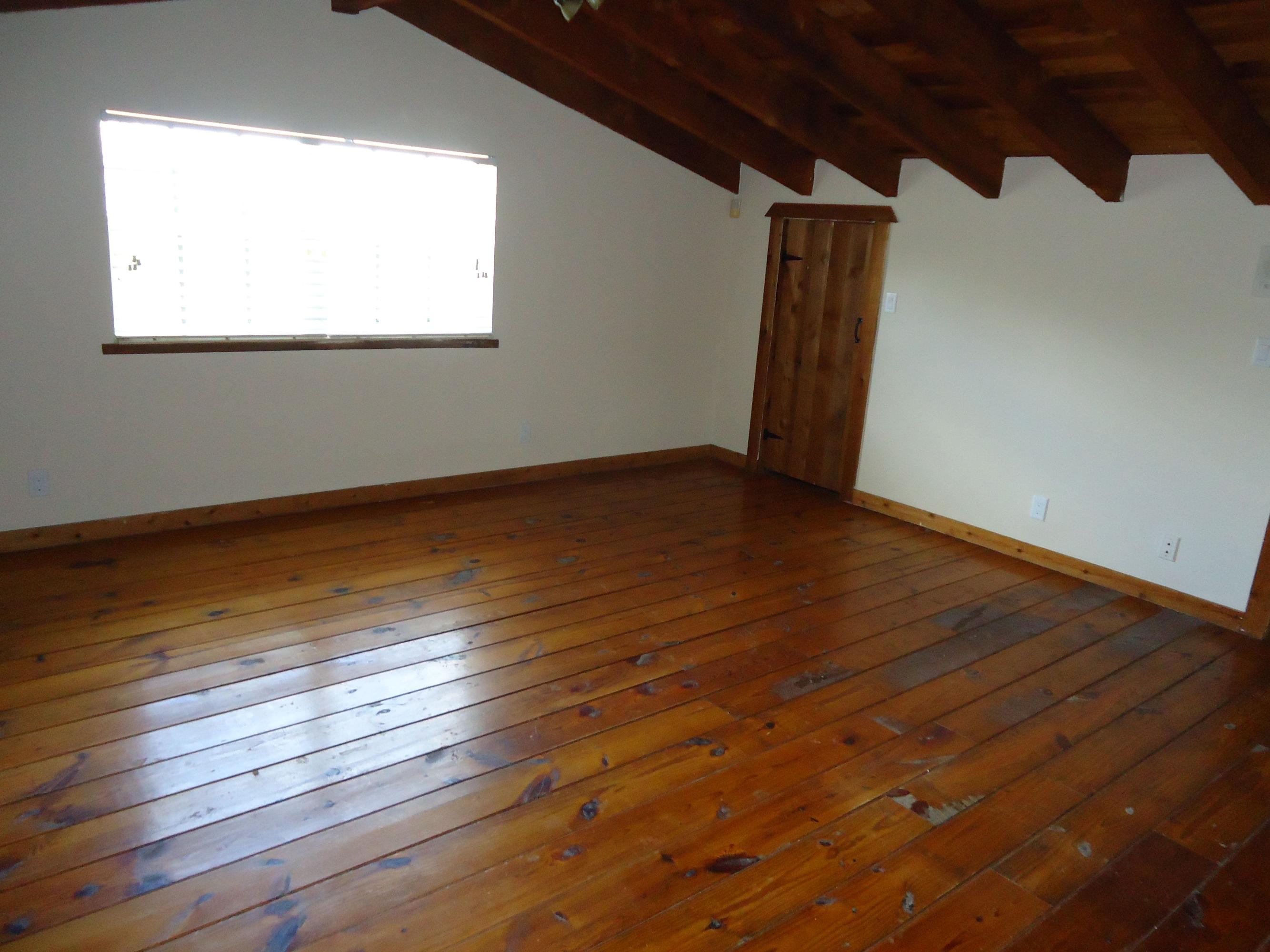 18000 Southwest 66th Street Southwest Ranches, FL 33331 - Photo 3 of 13 18000br3woodfloor