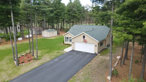 $359,900 | 37 Fairway Drive, Peru, NY 12972
