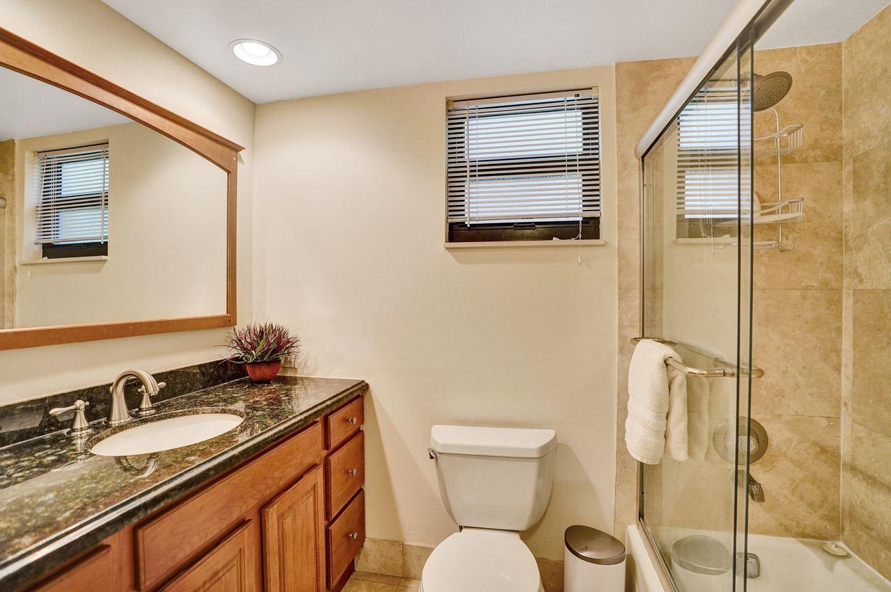 13334 Polo Club Road, Unit 230 Wellington, FL 33414 - Photo 35 of 46 Guest Bathroom for 2nd Bedroom