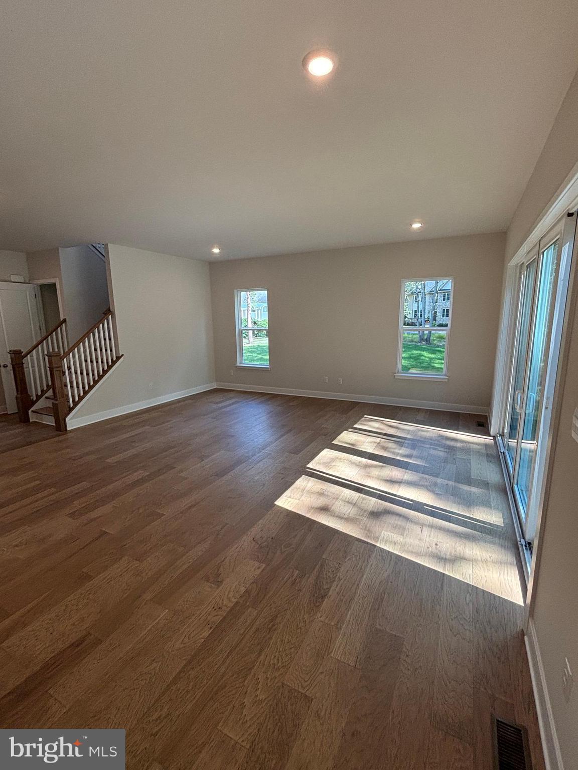 9 Meetinghouse Road Hamilton, NJ 08620 - Photo 5 of 32 Gallery Image 5