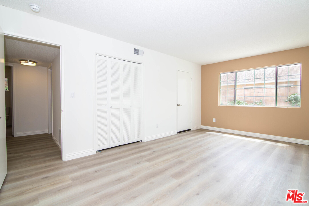 19137 Tulsa Street Porter Ranch, CA 91326 - Photo 13 of 27 Gallery Image 13