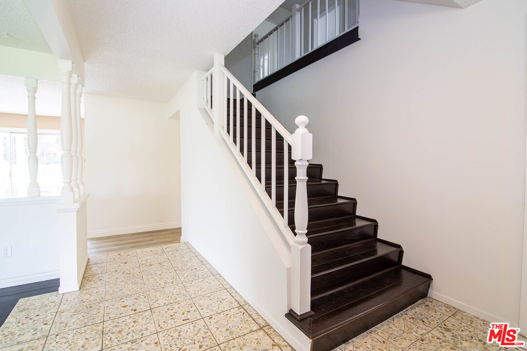 19137 Tulsa Street Porter Ranch, CA 91326 - Photo 17 of 27 Gallery Image 17