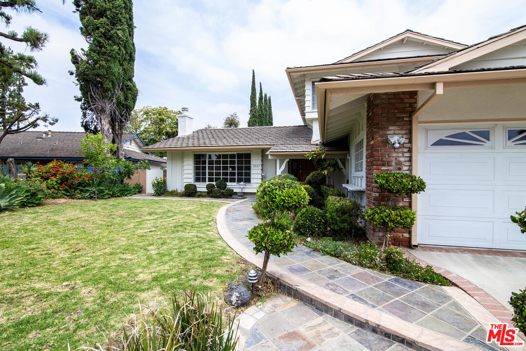 19137 Tulsa Street Porter Ranch, CA 91326 - Photo 2 of 27 Gallery Image 2