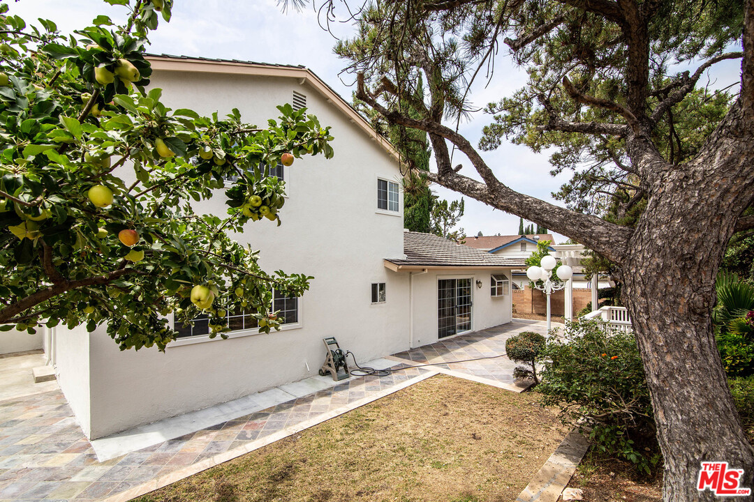 19137 Tulsa Street Porter Ranch, CA 91326 - Photo 26 of 27 Gallery Image 26