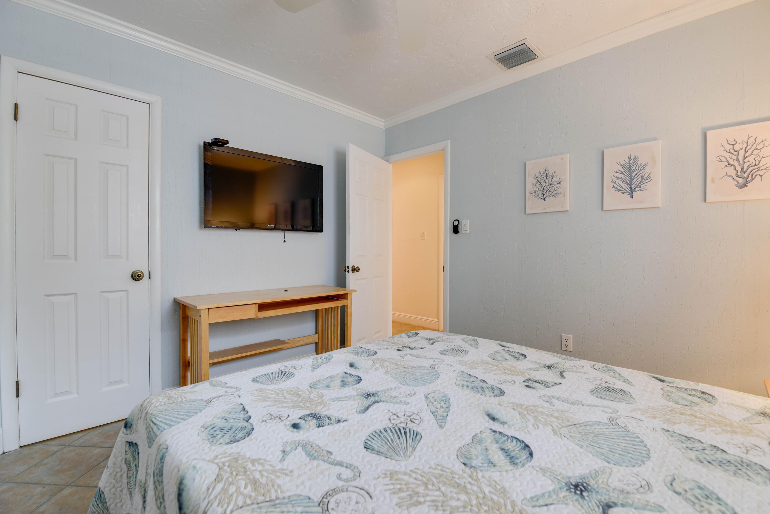 12 Bamboo Terrace Key West, FL 33040 - Photo 27 of 38 014-12BambooTerrace-KeyWest-FL-33040-FUL