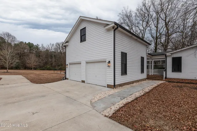 $799,000 | 621 V O A Site C Road, Greenville, NC 27834