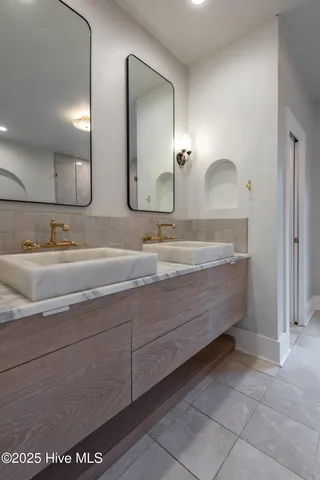 $799,000 | 621 V O A Site C Road, Greenville, NC 27834