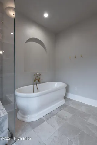 $799,000 | 621 V O A Site C Road, Greenville, NC 27834