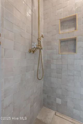 $799,000 | 621 V O A Site C Road, Greenville, NC 27834