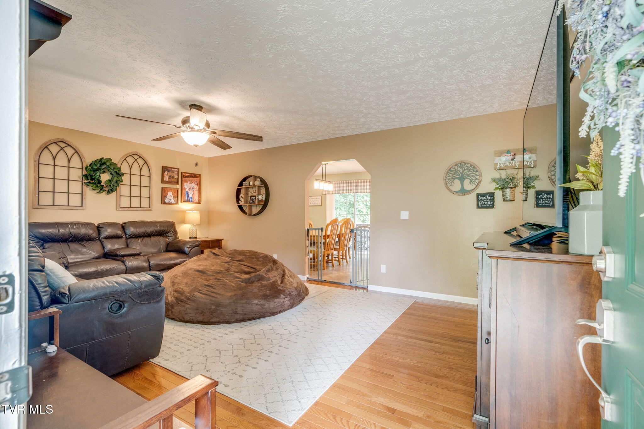 3149 Winesap Road Kingsport, TN 37663 - Photo 5 of 41 004