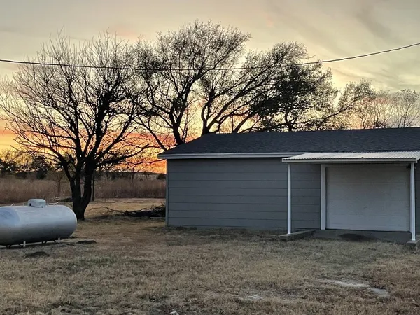 $124,900 | 26375 51st Road, Arkansas City, KS 67005