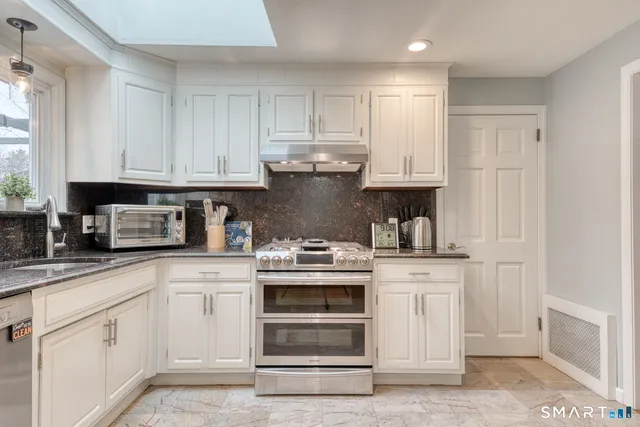 $3,350 | 155 Spring Street, Glastonbury, CT 06033