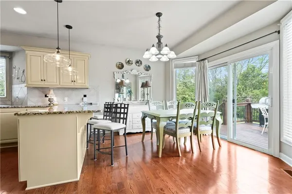 $599,950 | 28919 Hackberry Circle, Paola, KS 66071