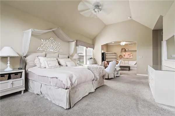 $599,950 | 28919 Hackberry Circle, Paola, KS 66071