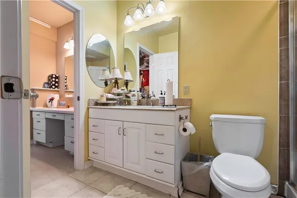$599,950 | 28919 Hackberry Circle, Paola, KS 66071