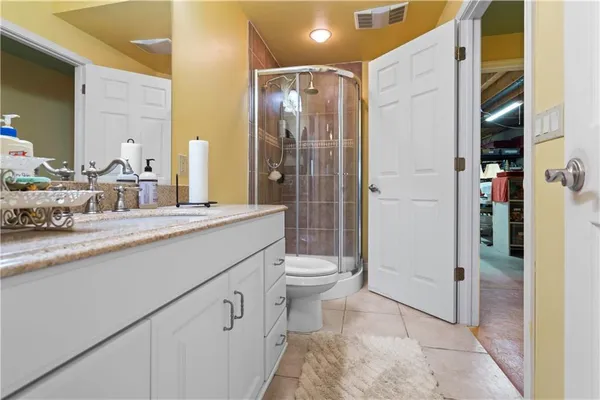 $599,950 | 28919 Hackberry Circle, Paola, KS 66071