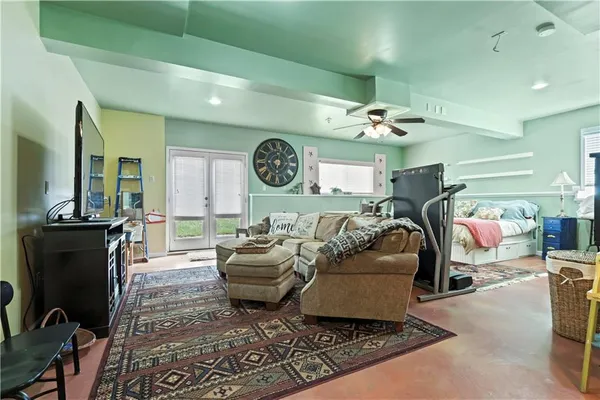 $599,950 | 28919 Hackberry Circle, Paola, KS 66071
