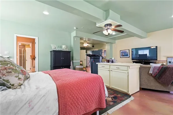 $599,950 | 28919 Hackberry Circle, Paola, KS 66071