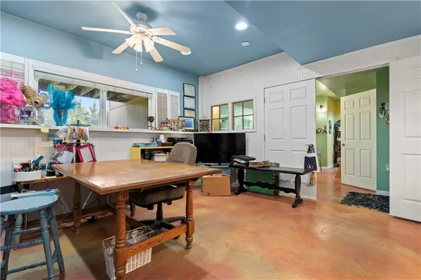 $599,950 | 28919 Hackberry Circle, Paola, KS 66071