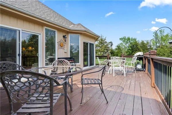 $599,950 | 28919 Hackberry Circle, Paola, KS 66071