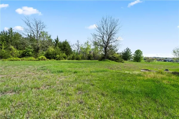$599,950 | 28919 Hackberry Circle, Paola, KS 66071
