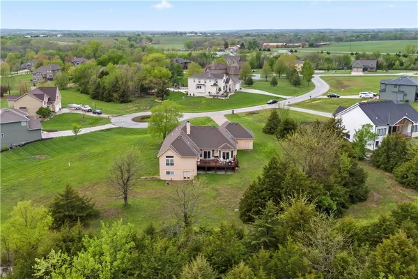 $599,950 | 28919 Hackberry Circle, Paola, KS 66071