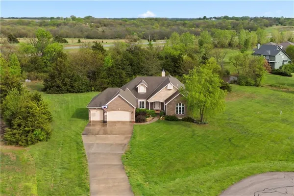 $599,950 | 28919 Hackberry Circle, Paola, KS 66071