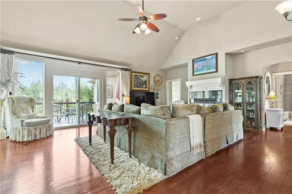 $599,950 | 28919 Hackberry Circle, Paola, KS 66071