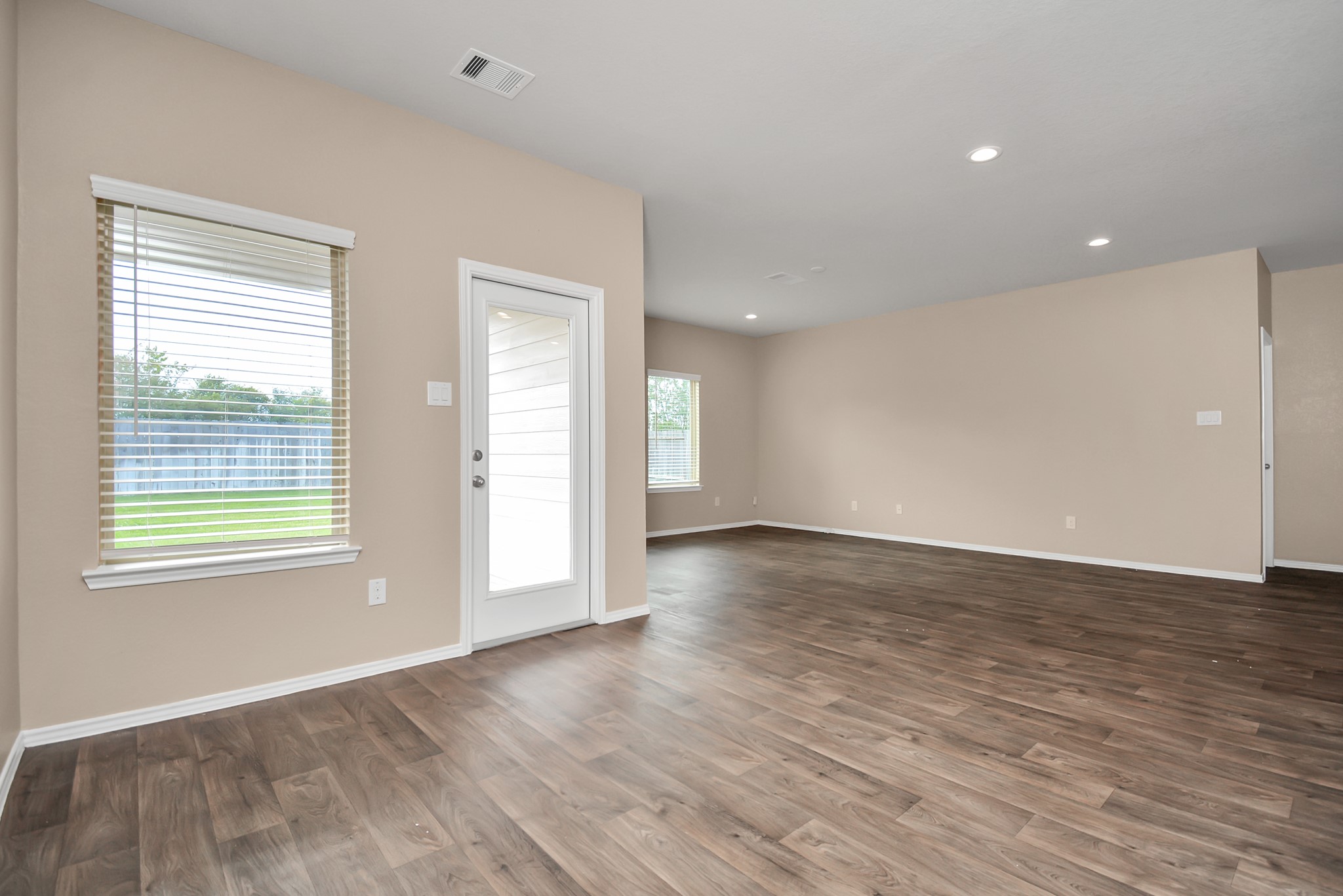 5415 Dover Terrace Way Katy, TX 77449 - Photo 12 of 38