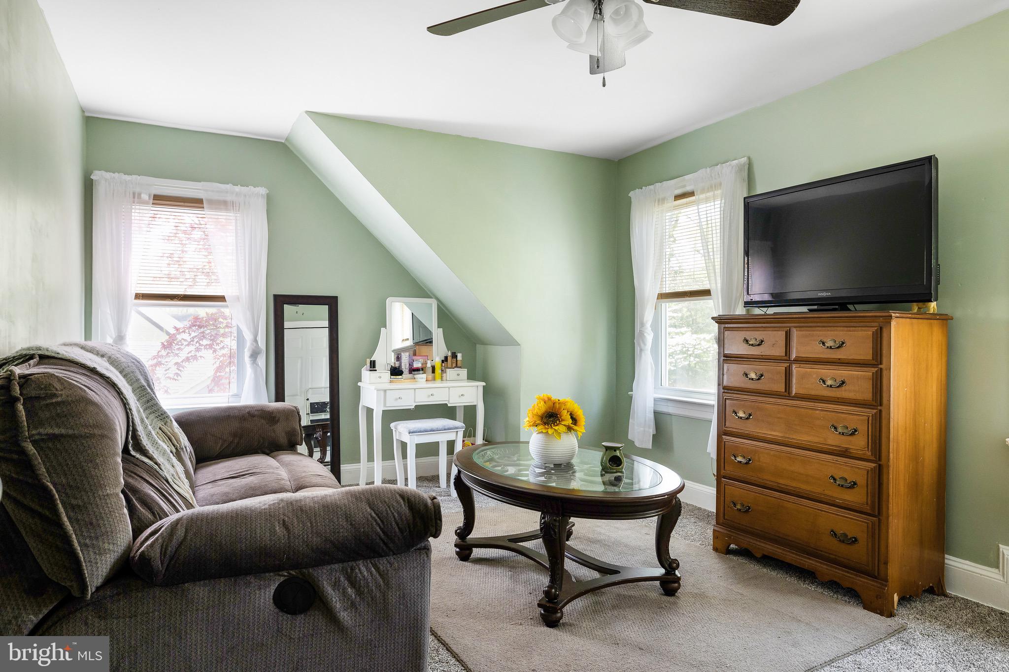 92 Ridgewood Avenue Ewing, NJ 08618 - Photo 19 of 28