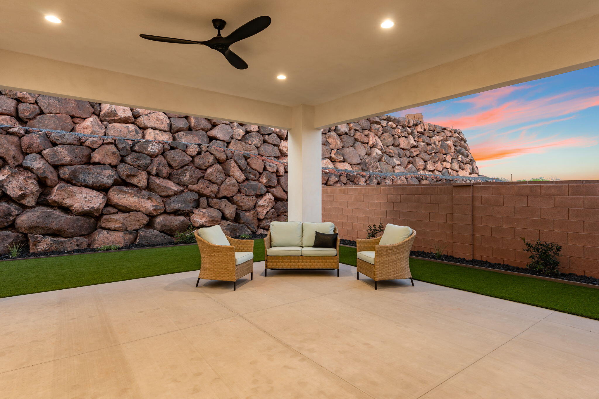 2885 East View Pointe Drive Washington, UT 84780 - Photo 75 of 99 Dusk Exterior Back of House Patio