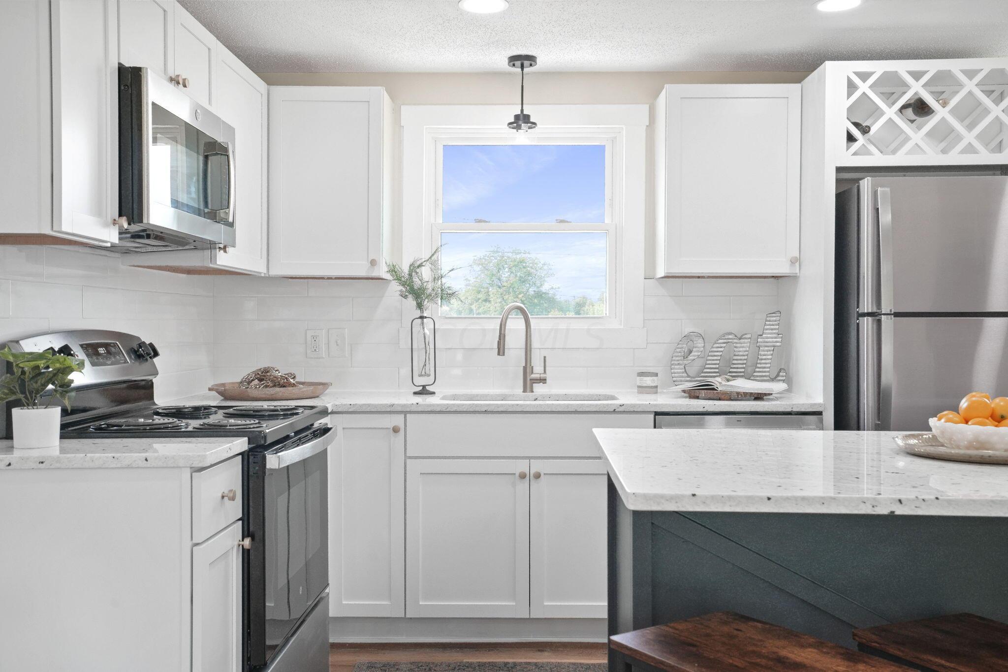 2277 Rodger Road Obetz, OH 43207 - Photo 12 of 30 Stainless Steel Appliances