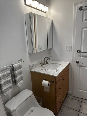 $2,400 | 52 Vick Park B, Rochester, NY 14607