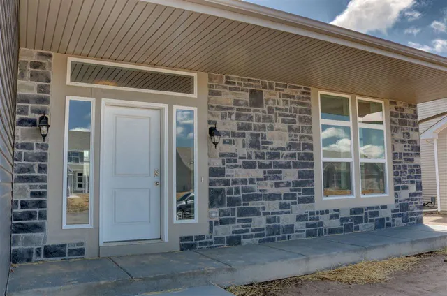 $514,900 | 11401 North Newville Trails Drive, Edgerton, WI 53534