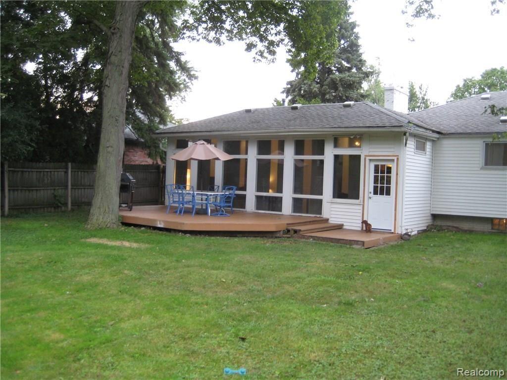 1749 East Maple Road Birmingham, MI 48009 - Photo 18 of 19