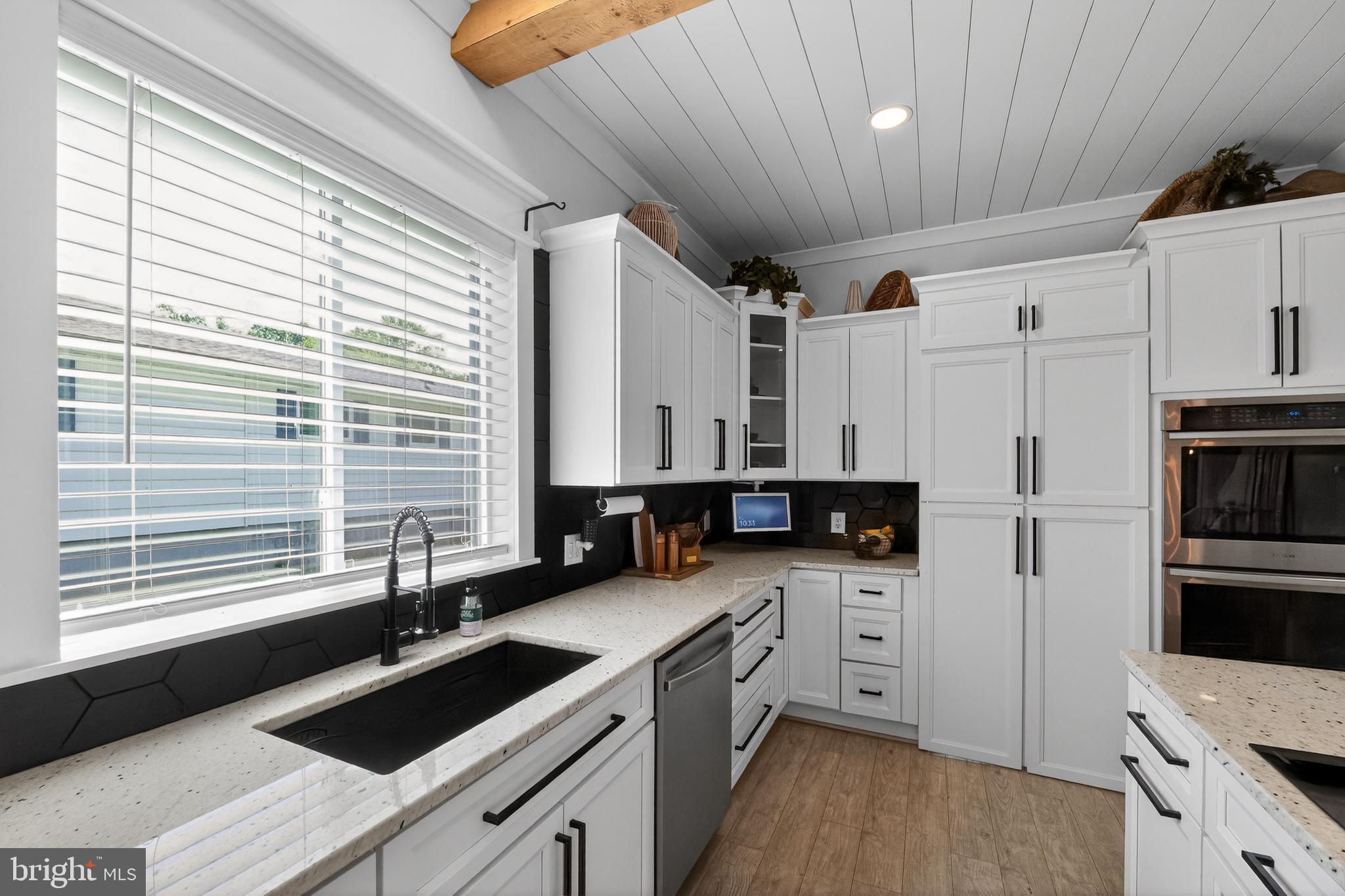 1914 Poplar Road Essex, MD 21221 - Photo 19 of 56