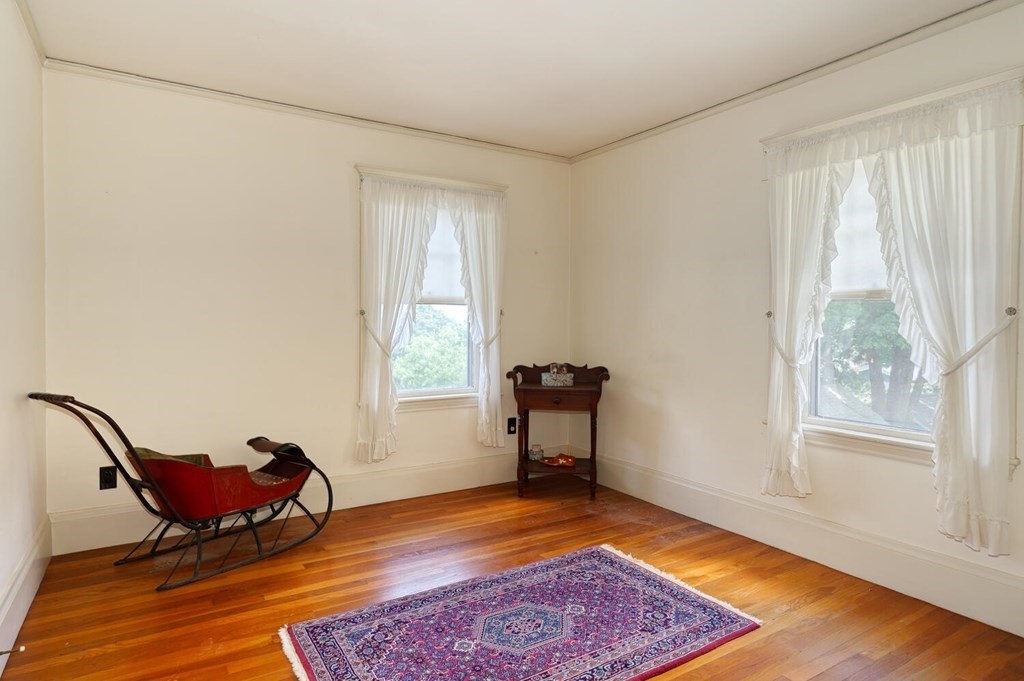 62 Robbins Road Arlington, MA 02476 - Photo 15 of 29 Gallery Image 15