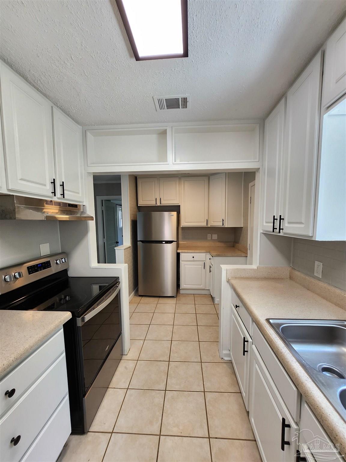 710 East Montclair Road Pensacola, FL 32505 - Photo 5 of 16 Gallery Image 5