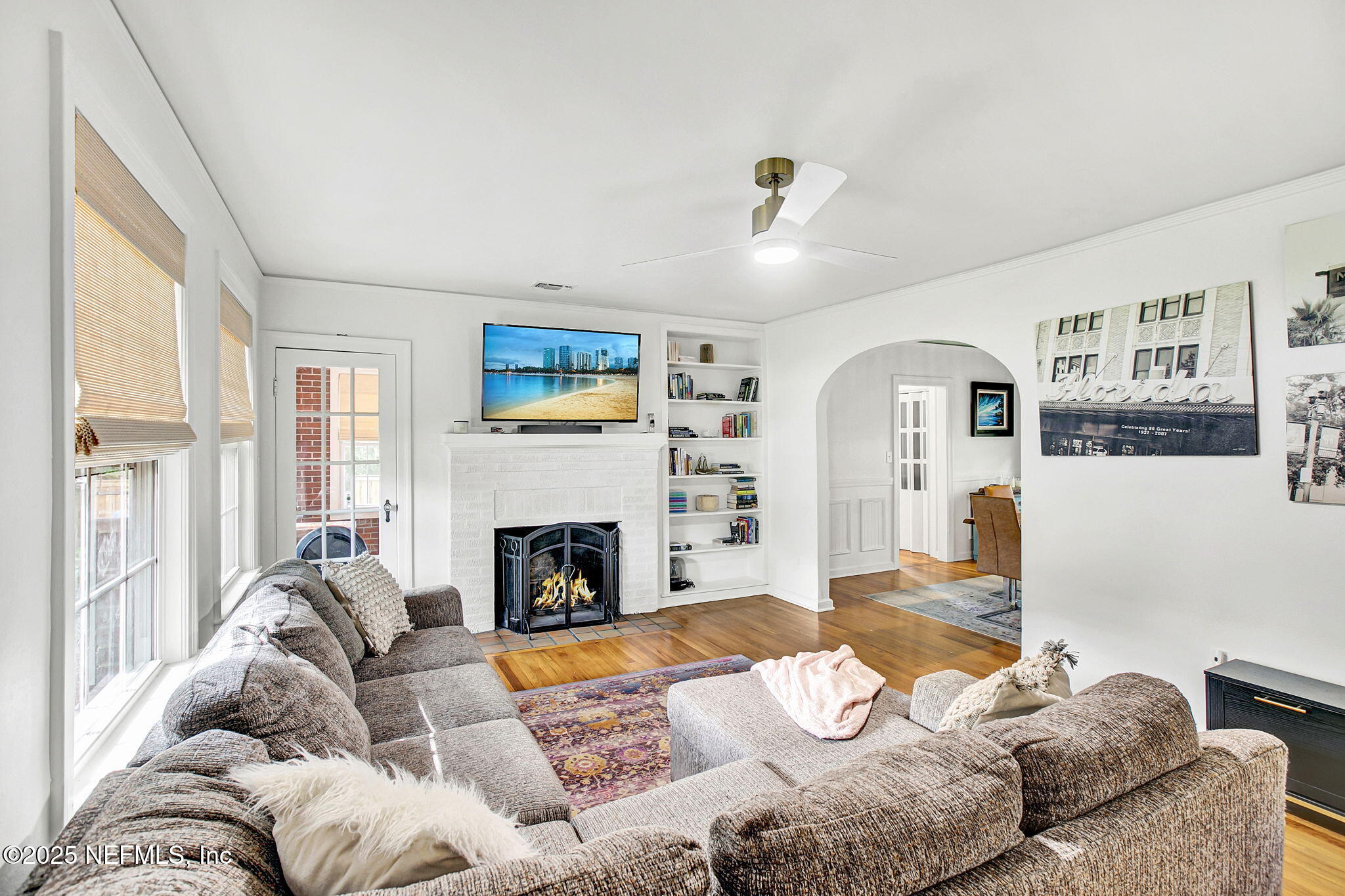 907 South Shores Road Jacksonville, FL 32207 - Photo 7 of 28 Shoo 000