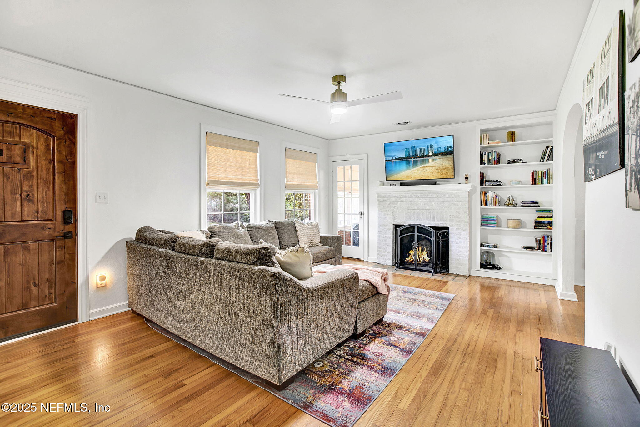 907 South Shores Road Jacksonville, FL 32207 - Photo 8 of 28 Shoo 777